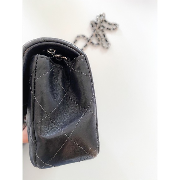 ▫️Chanel▫️ Quilted Mini Flap Charcoal Crossbody - Picture 8 of 13